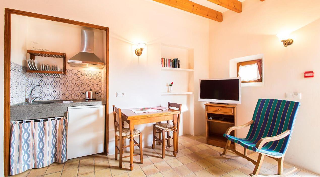 Finca Hotel Ses Cases Noves Sant Llorenc Des Cardassar Exterior foto